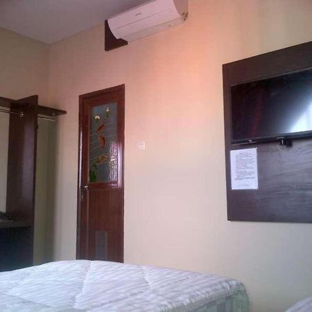 Erin Int Hotel Makassar Dış mekan fotoğraf